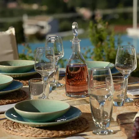 Melanthi Corfu Κασσιόπη